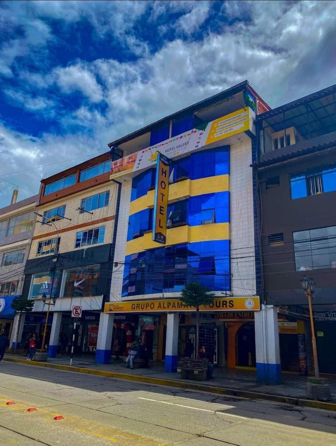Hotel Valery 2 Estrellas ワラス エクステリア 写真