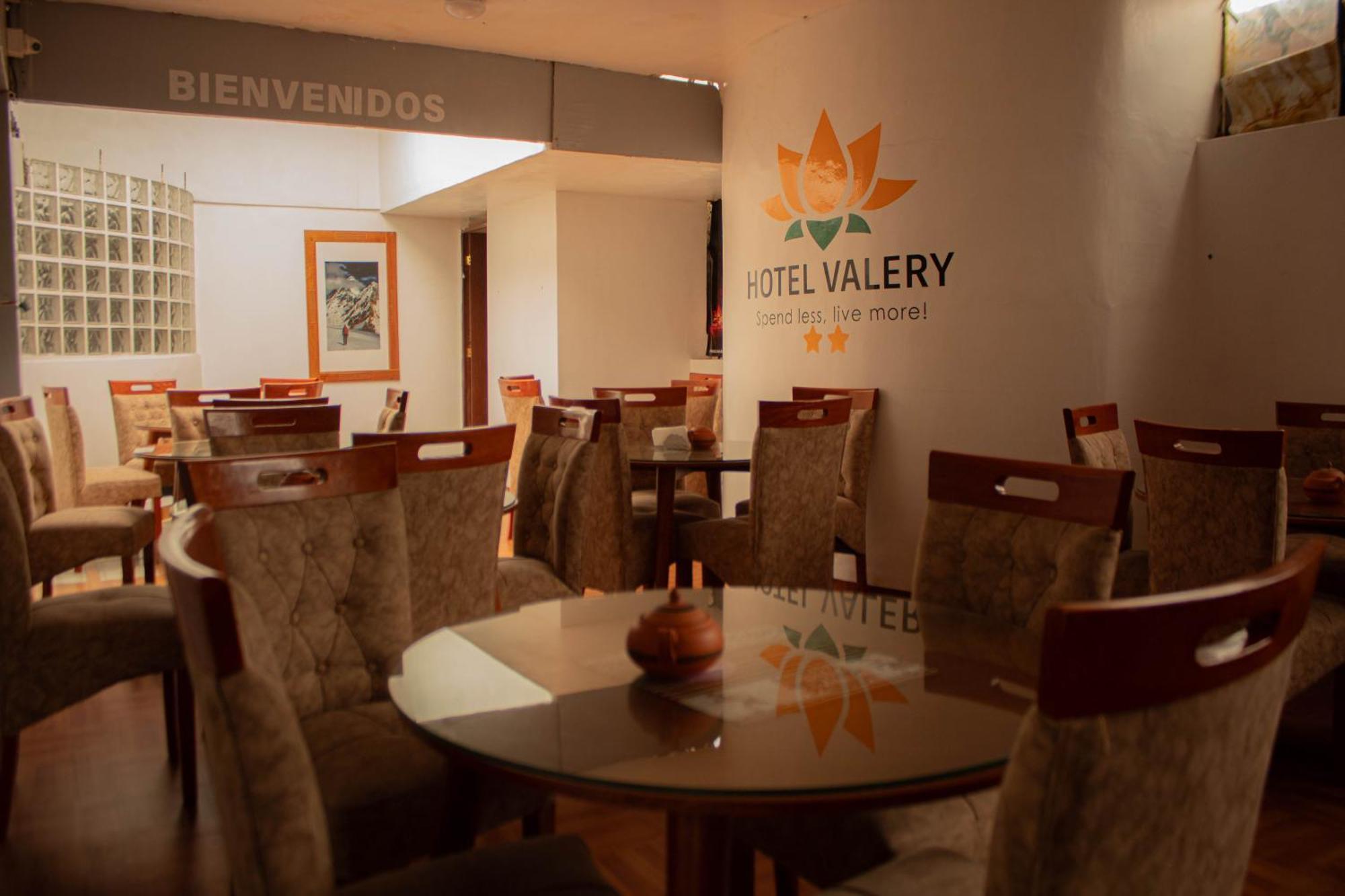 Hotel Valery 2 Estrellas ワラス エクステリア 写真
