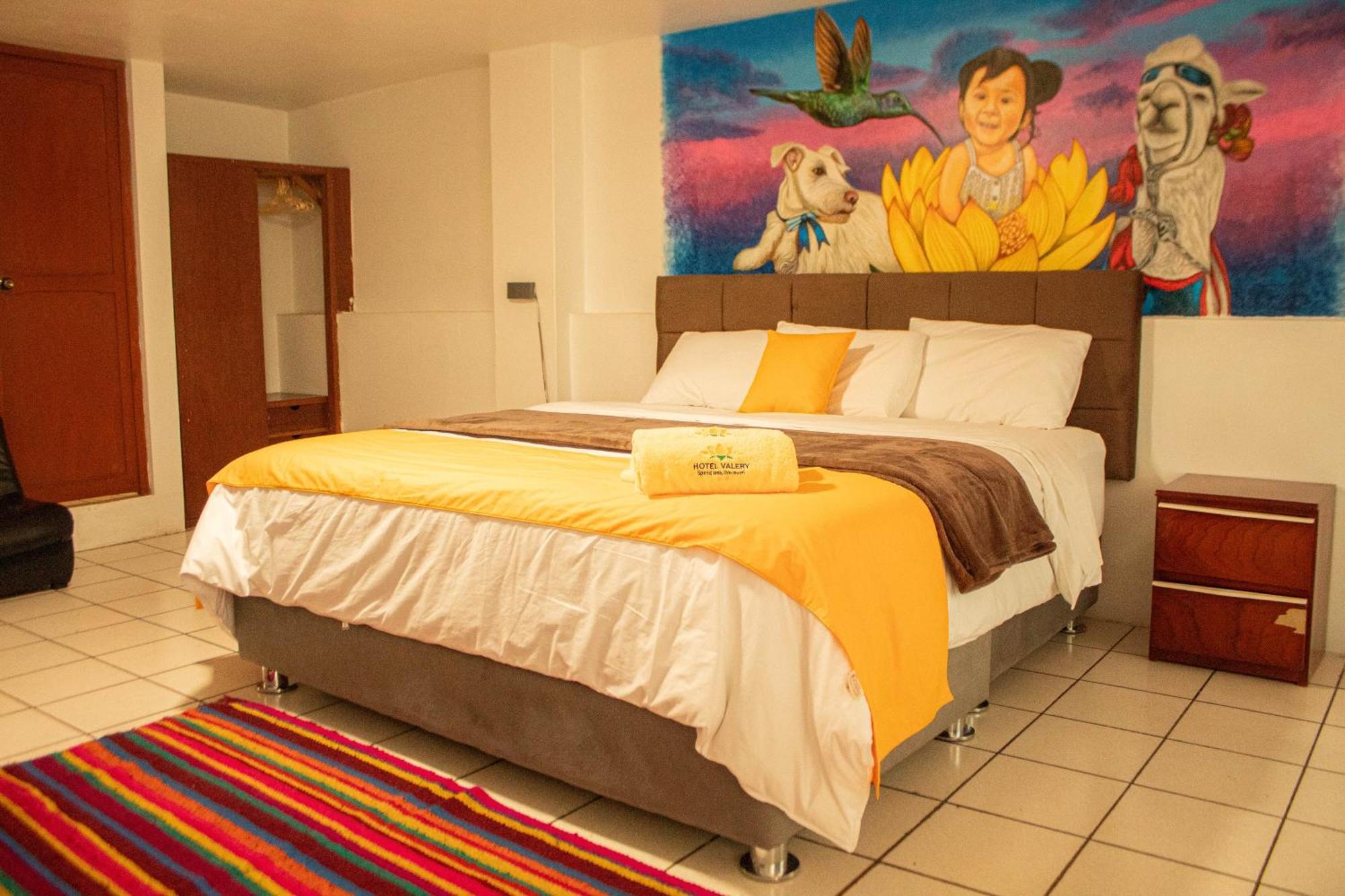 Hotel Valery 2 Estrellas ワラス エクステリア 写真