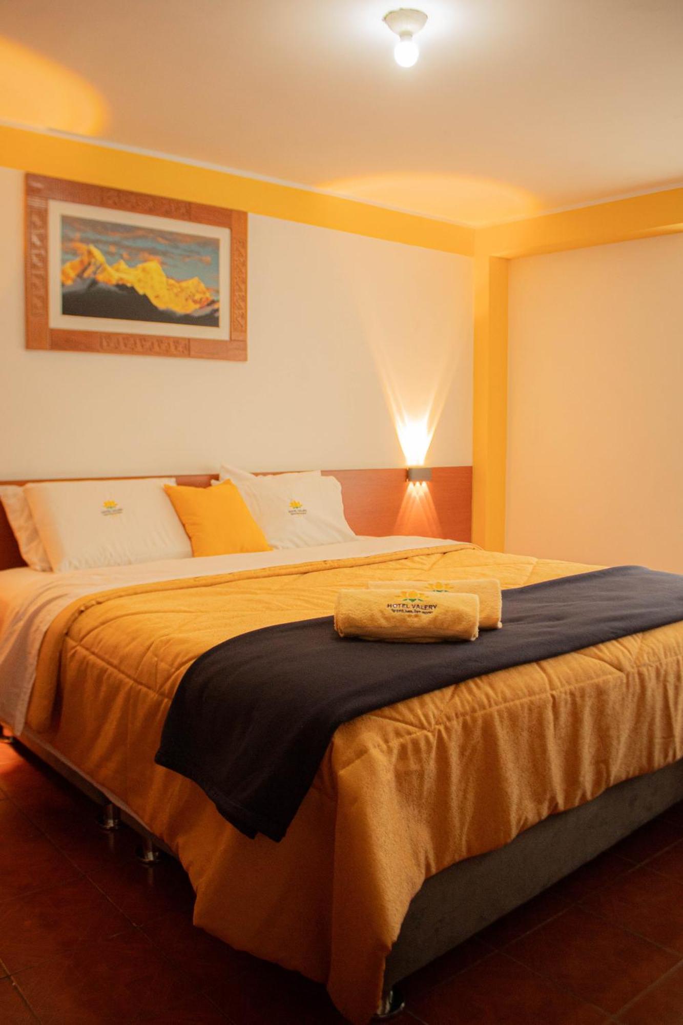 Hotel Valery 2 Estrellas ワラス エクステリア 写真