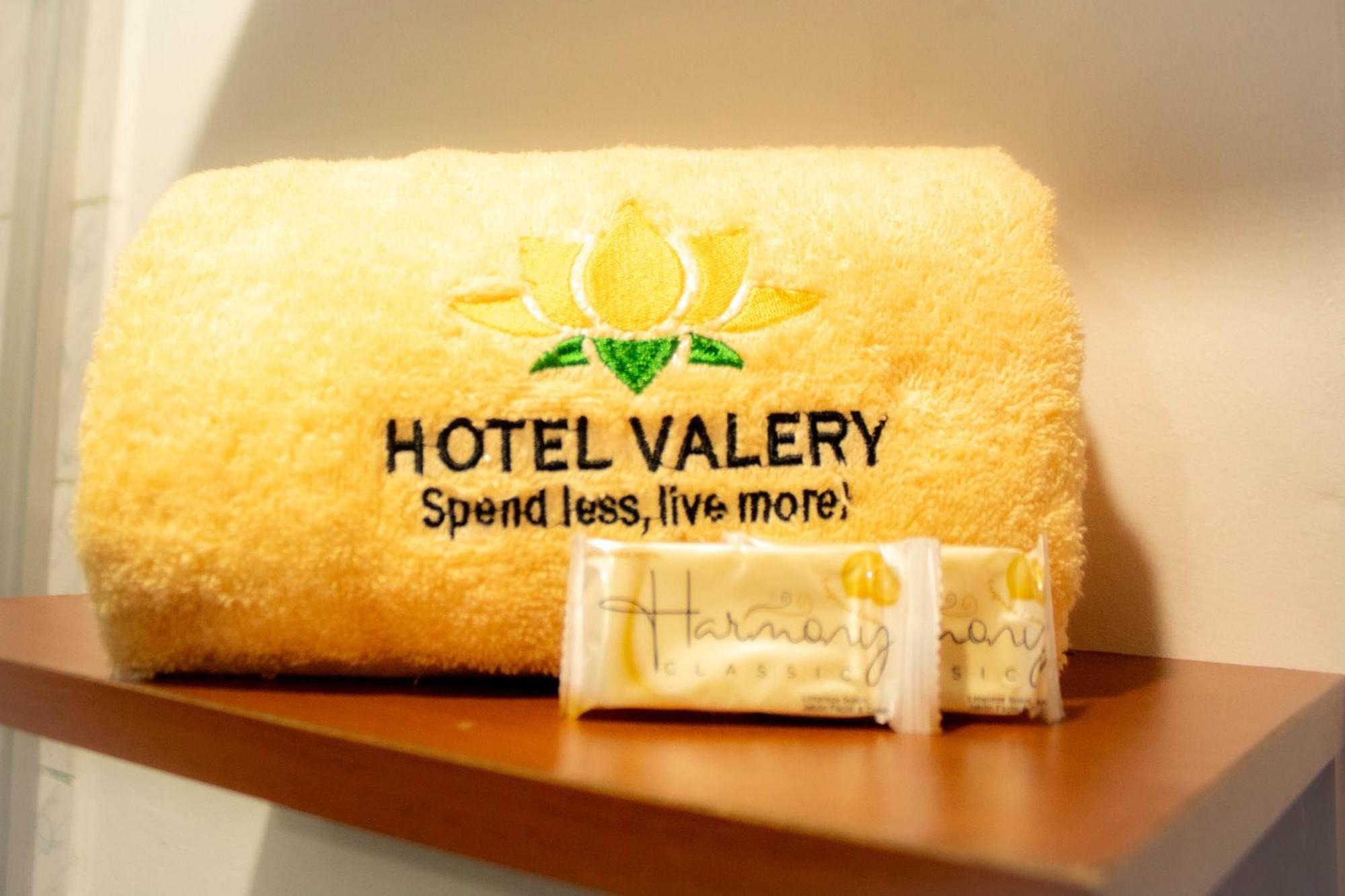 Hotel Valery 2 Estrellas ワラス エクステリア 写真
