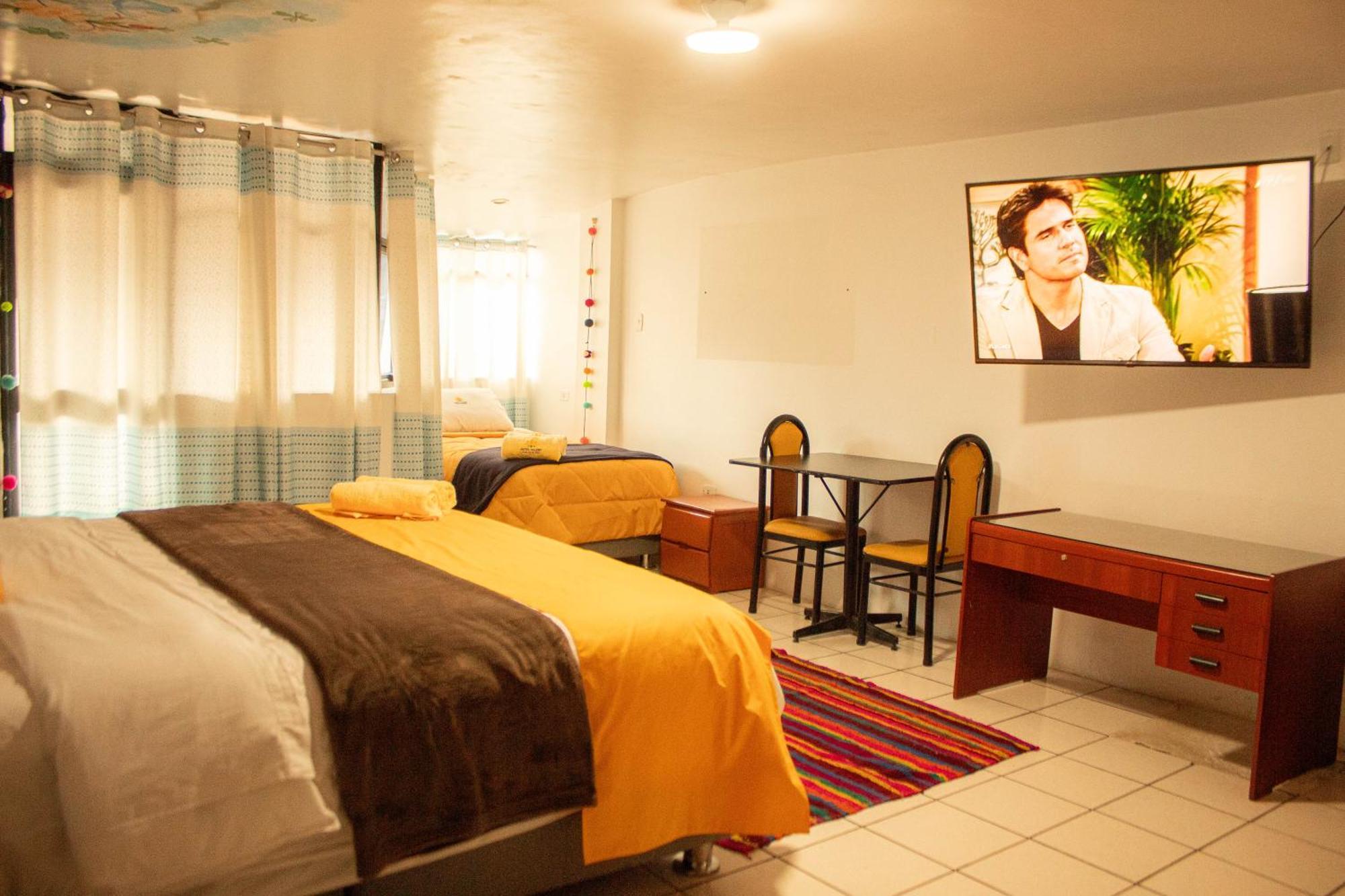 Hotel Valery 2 Estrellas ワラス エクステリア 写真